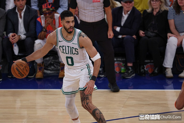 老鹰轻取雄,鹿跃居东部,前十,开云365官网,开云365体育APP,KaiYun365,开云365平台