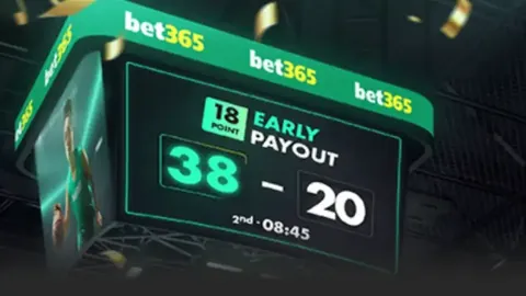 王楚钦佩戴同款项链与神秘人同框北京，恋情传闻再起，陈梦举动备受瞩目？